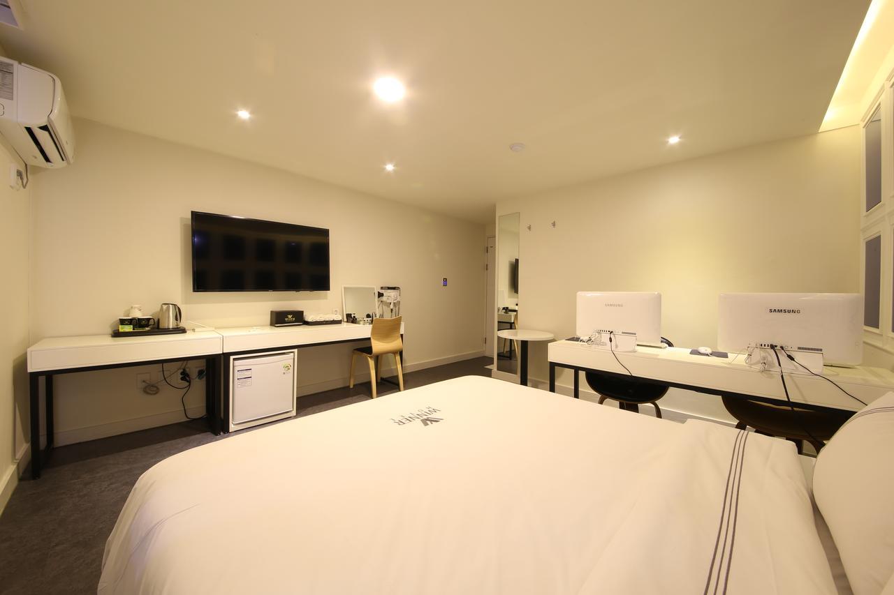 Winner Hotel Jeonju Extérieur photo