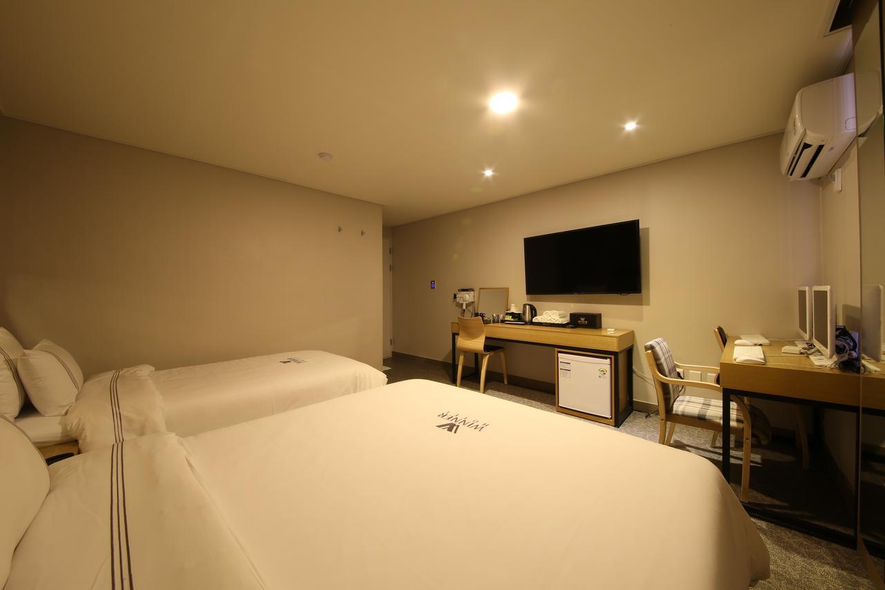 Winner Hotel Jeonju Extérieur photo